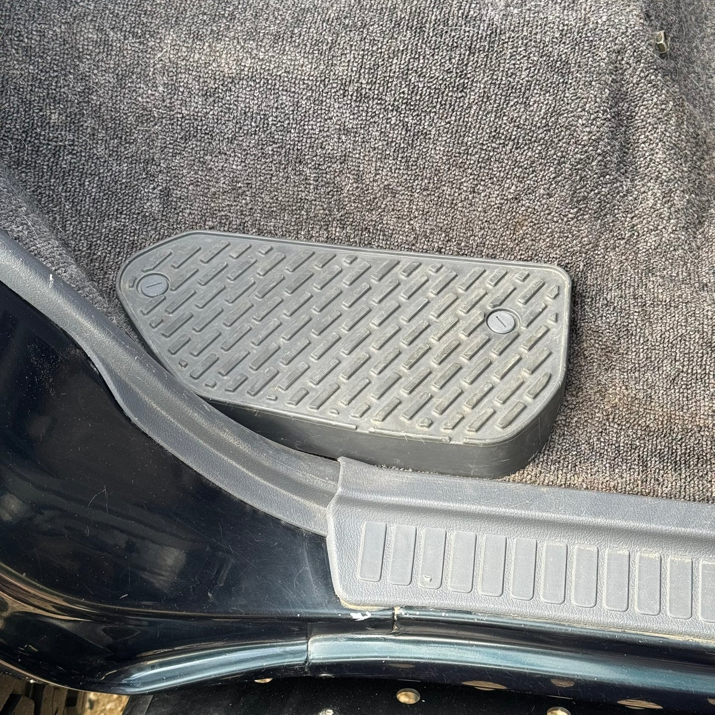 Landcruiser 80 Series Rear Step Plate Nuts