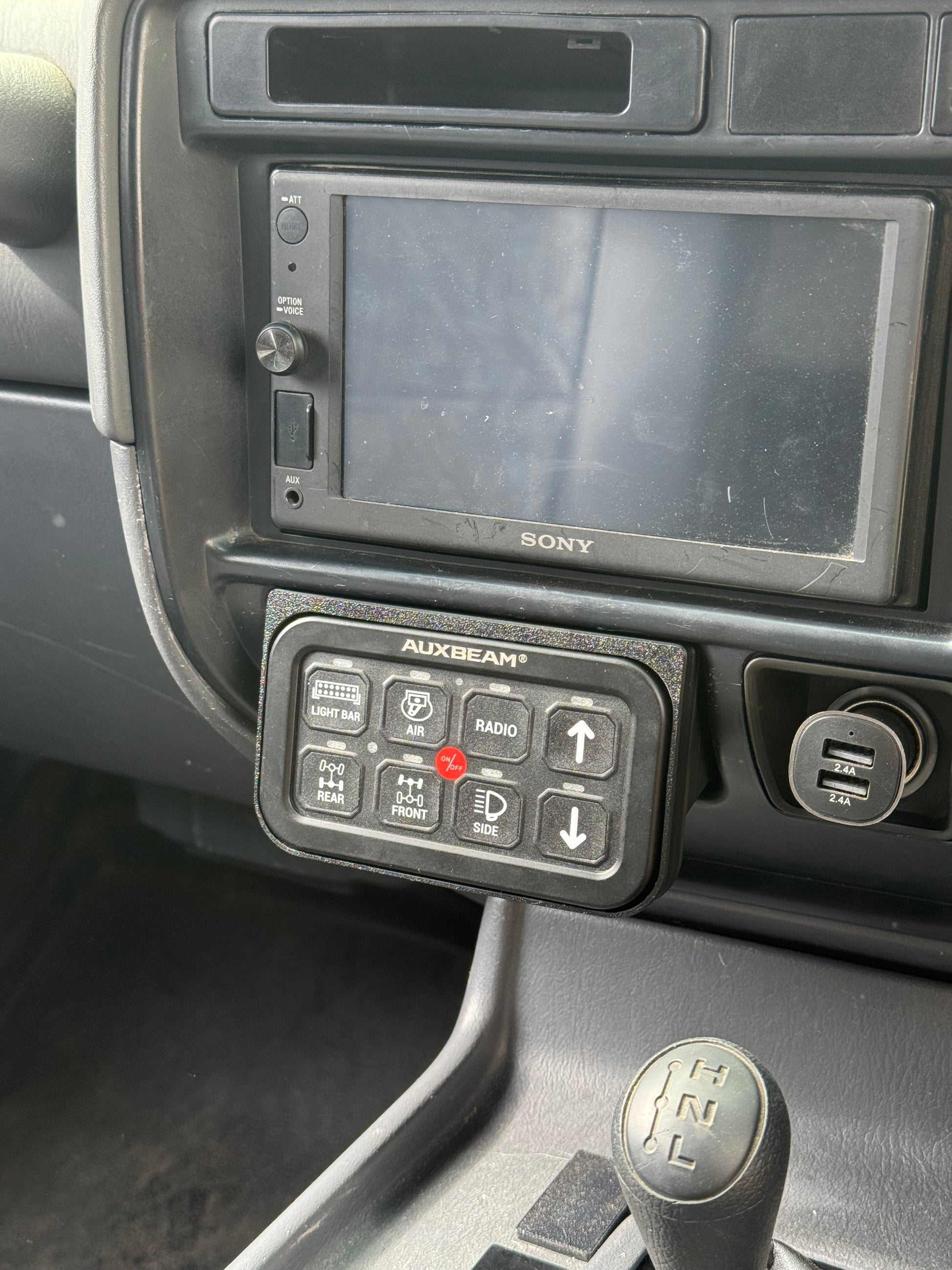Toyota landcruiser 80 series auxbeam switch panel mount installed in car